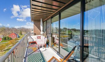 1510 12TH St N Ph5, Arlington, VA 22209