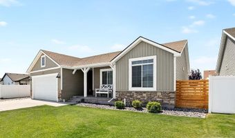 5033 Jake Ave, Chubbuck, ID 83202