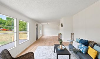 175 Meadowview Ln, Axton, VA 24054