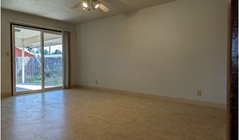 916 HARRISON St, Oregon City, OR 97045