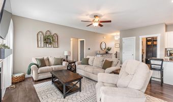 1020 Baileys Grove Dr, Adel, IA 50003