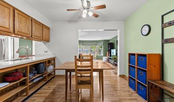681 Archwood Dr, Ann Arbor, MI 48103