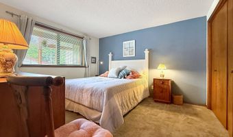 17744 N HIGHWAY 101 B204, Brookings, OR 97415