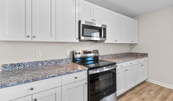 20 Buggy Top Ln, Autryville, NC 28318