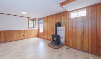 34 W Clearview Dr, Athens, OH 45701