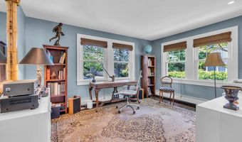 7 Sunset Dr, Asbury Park, NJ 07712
