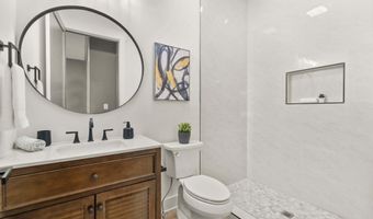 1905 N TAYLOR St, Arlington, VA 22207