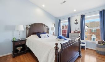 21480 TROWBRIDGE Sq, Ashburn, VA 20147