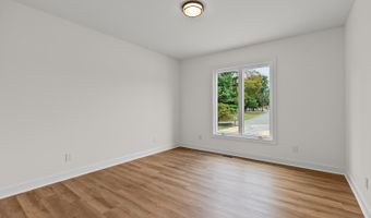 9041 Stonewall Rd, Appomattox, VA 24522