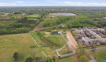 1332 Shoal Creek Trl NE, Arab, AL 35016