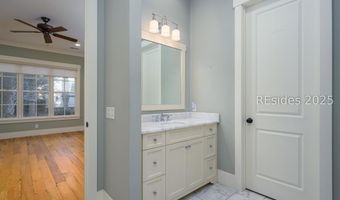 8 Crossbow Rd, Bluffton, SC 29910