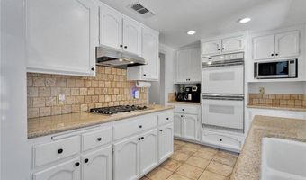 18803 Chapae Ln, Apple Valley, CA 92307