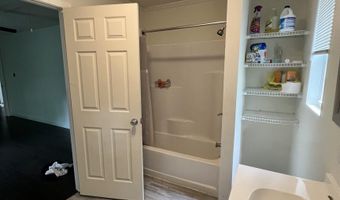 104 E Clairborne St, Blacksburg, SC 29702