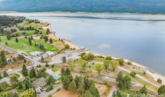 515 Lakeview Dr, Cascade, ID 83611