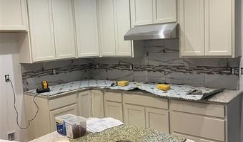 798 Canary Dr, Ballwin, MO 63021