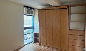 424 Walina St 35, Honolulu, HI 96815