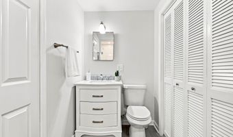 1111 Knollwood Dr, Apex, NC 27502