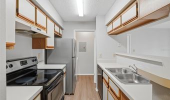 249 AFTON Sq 208, Altamonte Springs, FL 32714