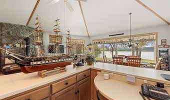 1 Mayhew Tpke, Bridgewater, NH 03222