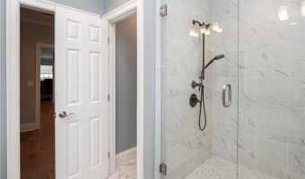 283 Broadway Ave, Newport, RI 02840