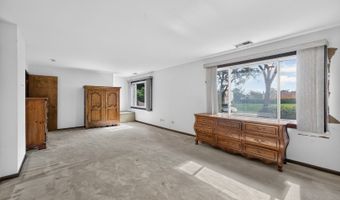 725 7th Ave, Addison, IL 60101