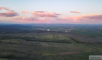 1555 Sadorus Hill Rd, Ashton, ID 83420
