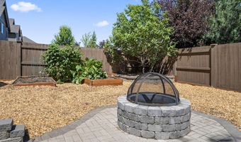 3523 NE Crystal Springs Dr, Bend, OR 97701