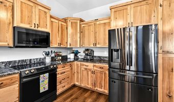 91403 Marbrook Ln, Blue River, OR 97413