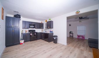 107 W Purdom Ave, Alvarado, TX 76009