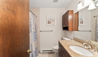 14 Sand Hill Rd, Bethel, CT 06801