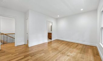 7926 BOLLING Dr, Alexandria, VA 22308