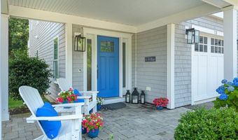 100 Algonquin Rd 13, Narragansett, RI 02882