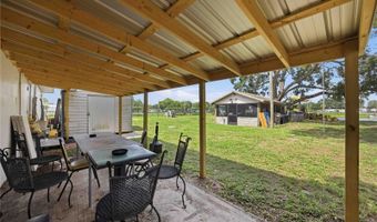 404 EAKER St, Auburndale, FL 33823
