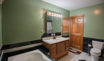 215 N Turner Rd, Austintown, OH 44515