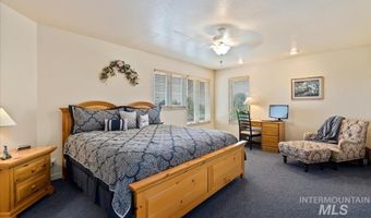 2064 S Stone Ridge Way, Boise, ID 83712