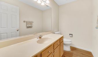 1940 Waverly Ln, Algonquin, IL 60102