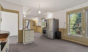 18 Cobb Rd, Belfast, ME 04915