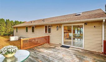 1 Pat Dr, Lincoln, RI 02865