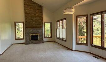 1261 Laurel View Dr, Ann Arbor, MI 48105