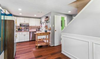 13213 WHITECHURCH Cir, Germantown, MD 20874
