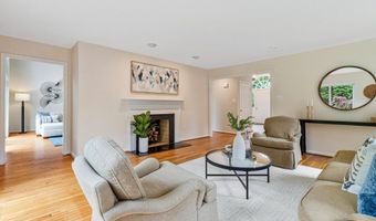 9908 KENTSDALE Dr, Potomac, MD 20854