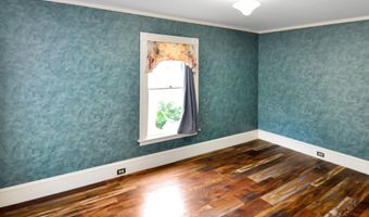 75 S Park St, Bangor, ME 04401