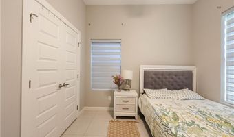 520 Country Club Dr, Alamo, TX 78516