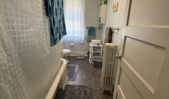 18 Webster St, Barre, VT 05641