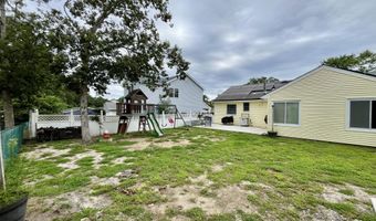 87 Village Dr, Barnegat, NJ 08005