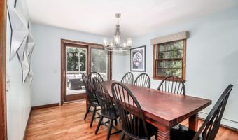 6 Brookdale Ln, Brookfield, CT 06804