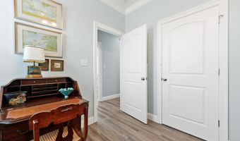 404 Ramaux St, Bay St. Louis, MS 39520