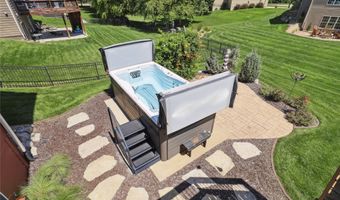 211 SW Stonegate Dr, Ankeny, IA 50023