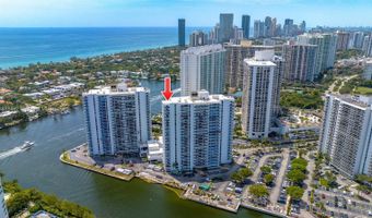 20505 E Country Club Dr PH-38, Aventura, FL 33180