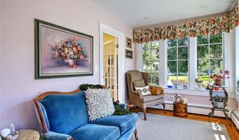 119 Alfred Drowne Rd, Barrington, RI 02806